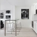 Hello Lisbon Rossio Apartments *