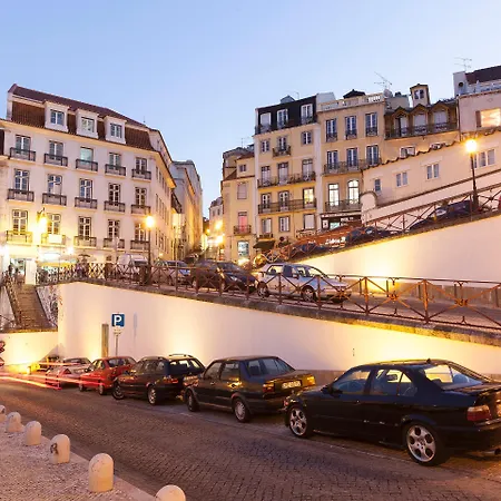 Hello Lisbon Rossio Apartments *